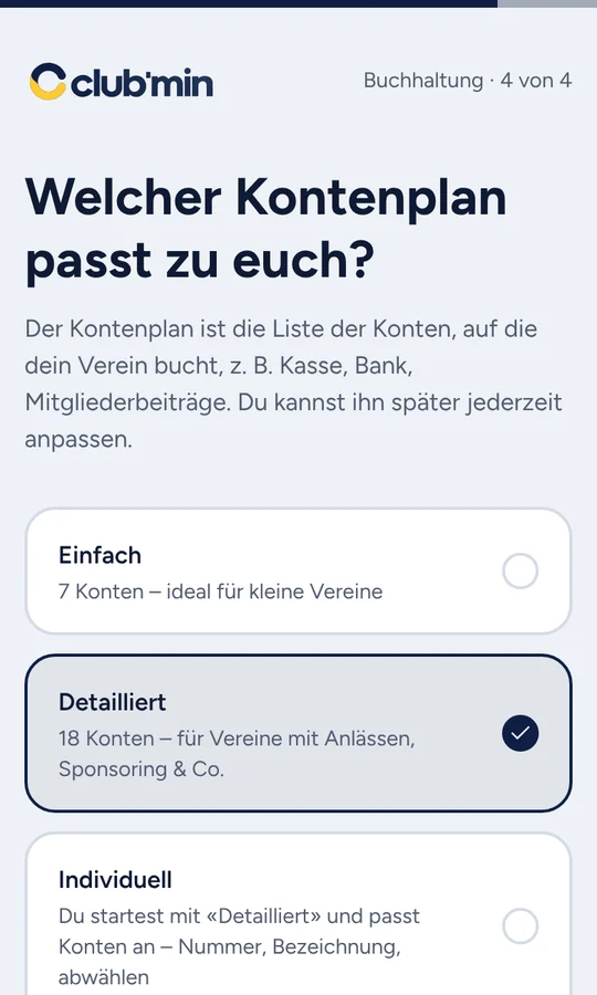 Frage «Welcher Kontenplan passt zu euch?» mit Einfach, Detailliert (gewählt) und Individuell